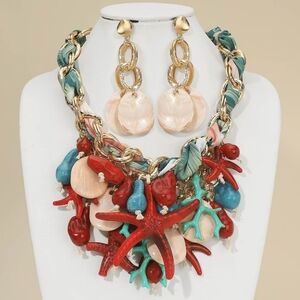 Bold Starfish Sealife Coral Charm Embellished Statement Necklace